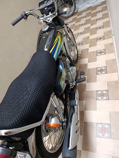 honda CG  125 black  2026 model