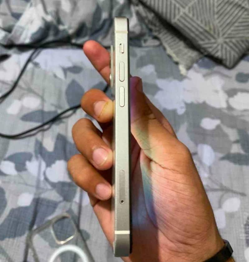 Apple iPhone 12 mini 2