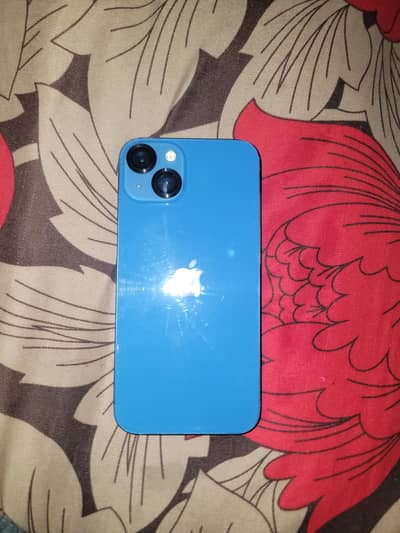 Apple iPhone 13
