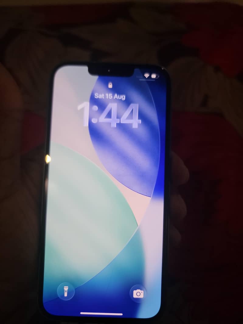 Apple iPhone 13 3
