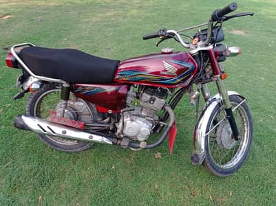 Honda 125 Geniune Condition Like  Very Less used Golden Tow Digit No98
