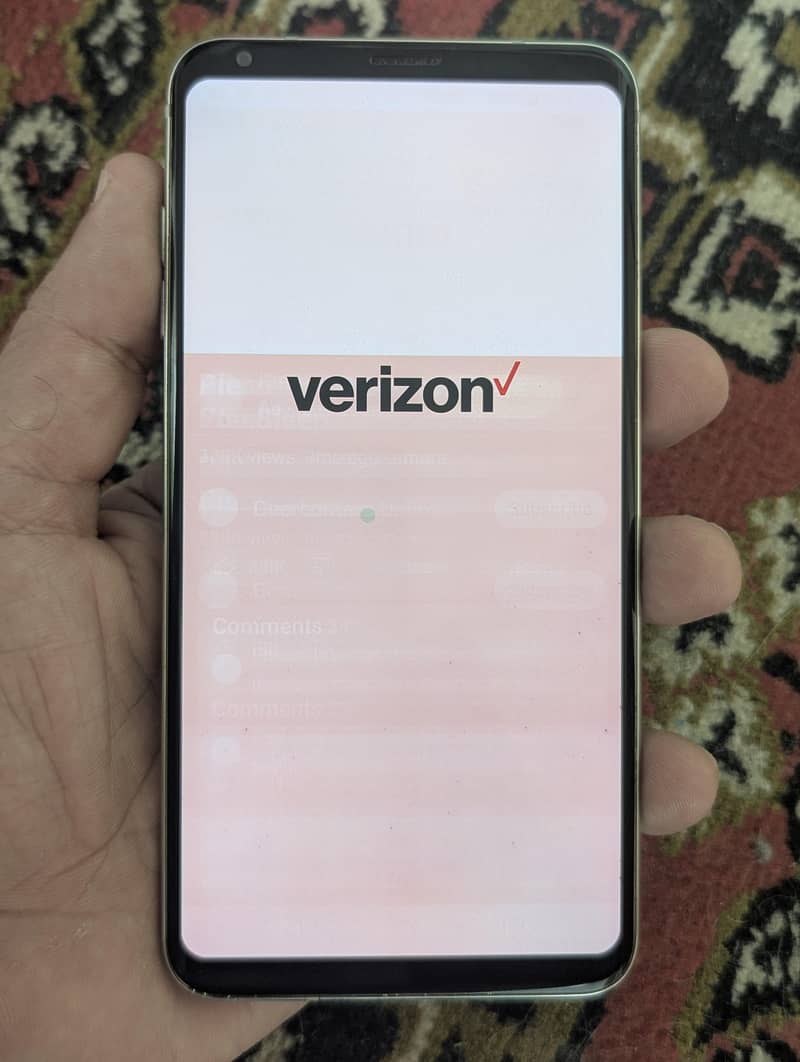 LG V30 7