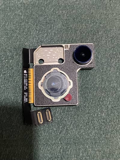 iPhone simple 13 cameras