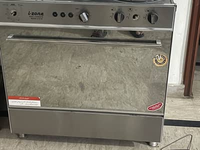 i-Zone Gas Cooking Range with Oven | Almost New | Model IZ-08