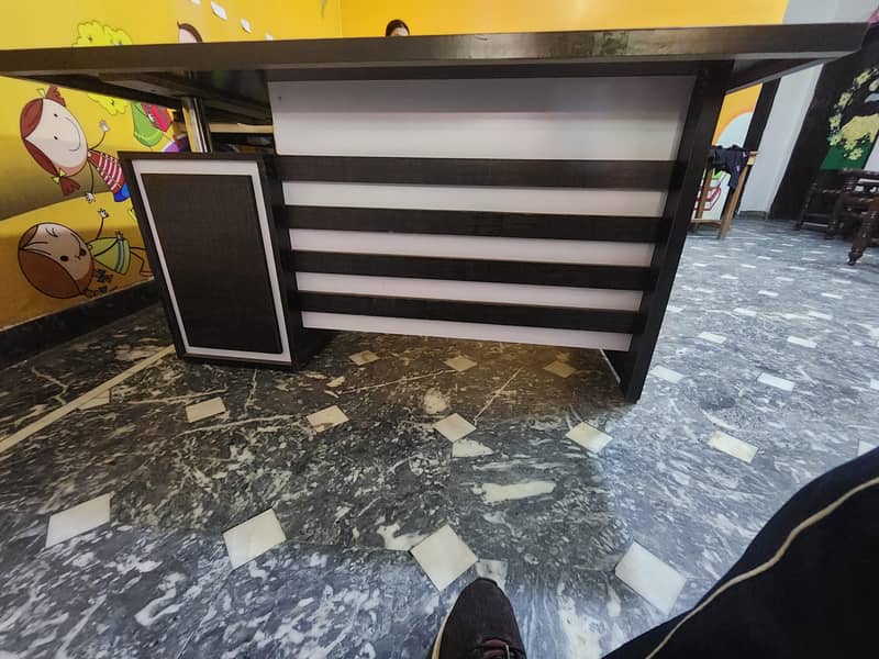 office table 0
