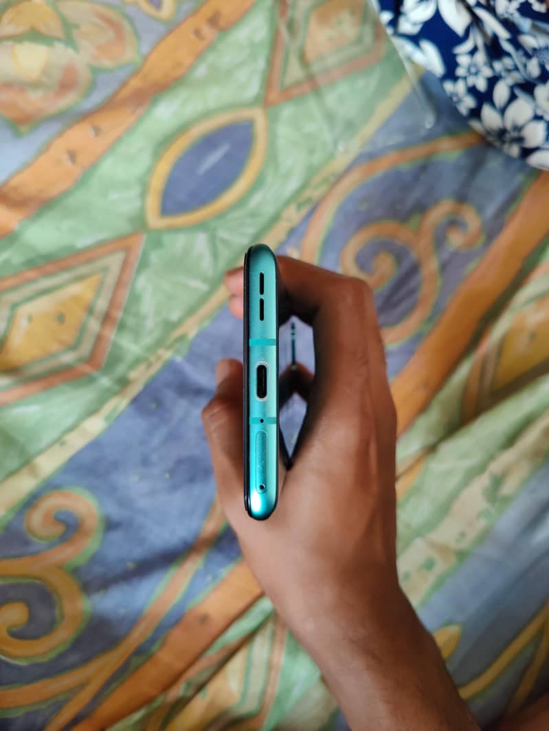 One Plus 8 6