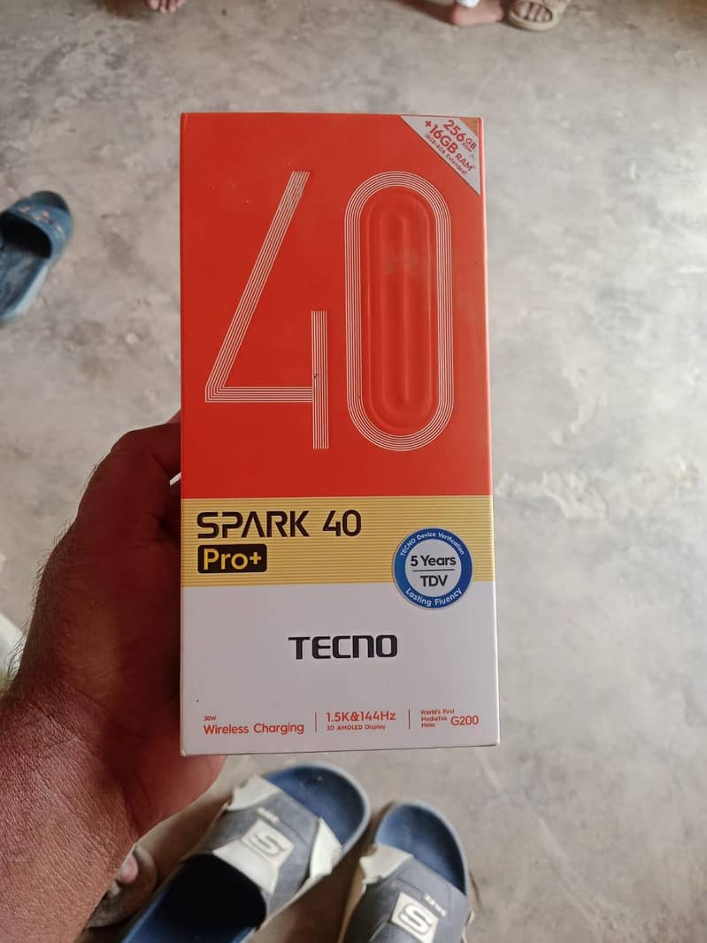 Tecno spark 40 Pro 0