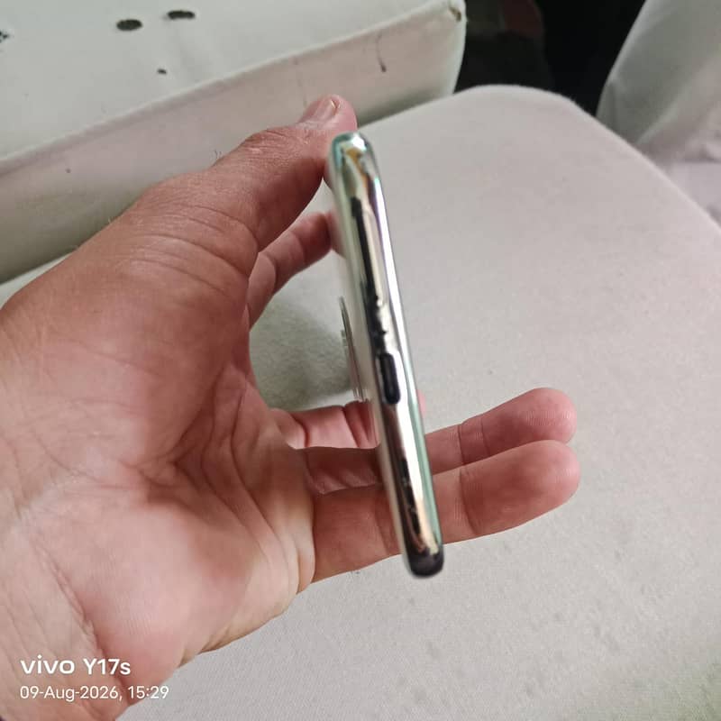 Tecno spark 40 Pro 7