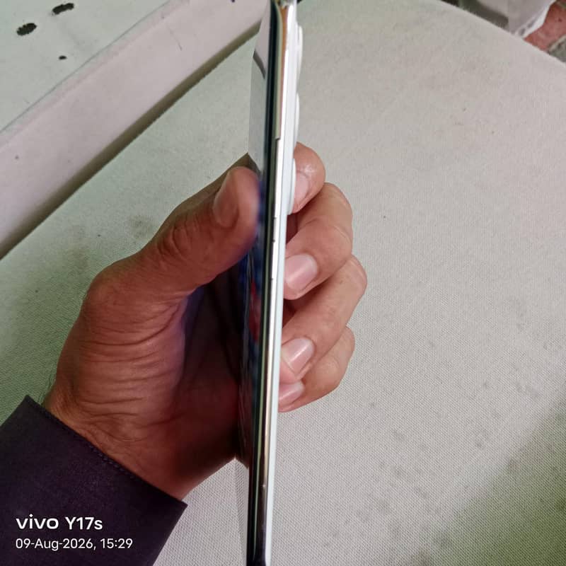 Tecno spark 40 Pro 8