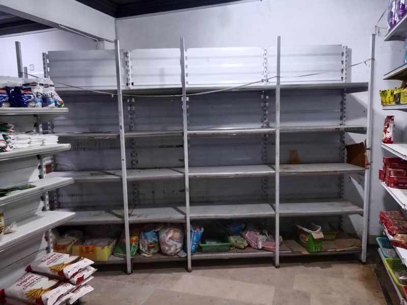 store 9
