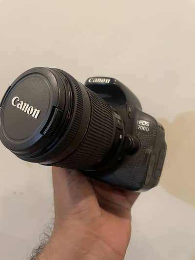 Canon 700D