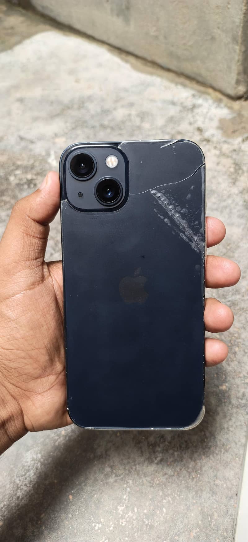 Apple iPhone 13 7