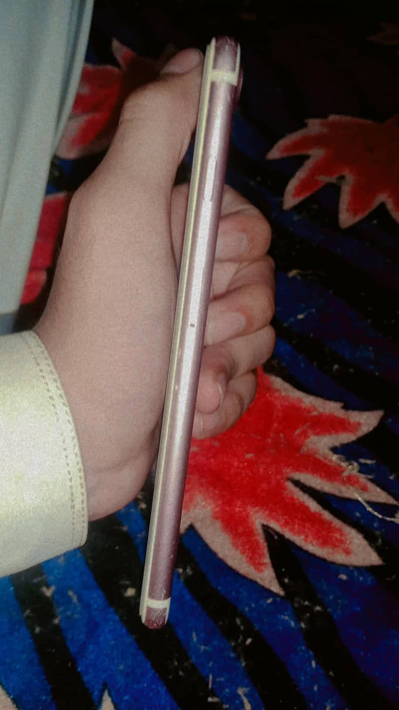 Apple iPhone 7 Plus 2