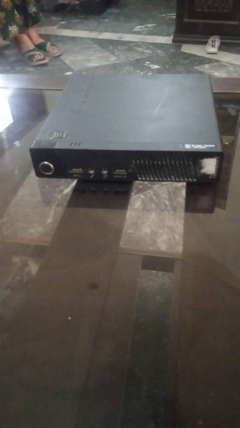 6th gen Computer with LCD 0