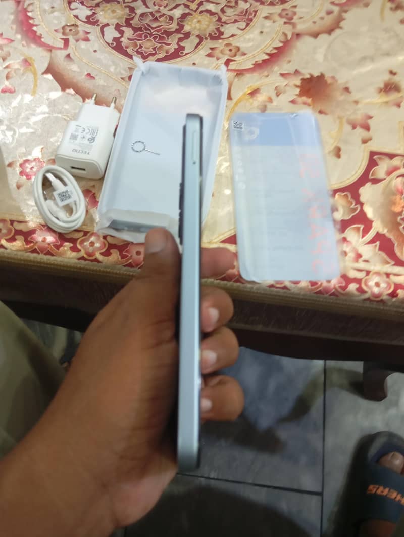 Tecno Spark 5 2