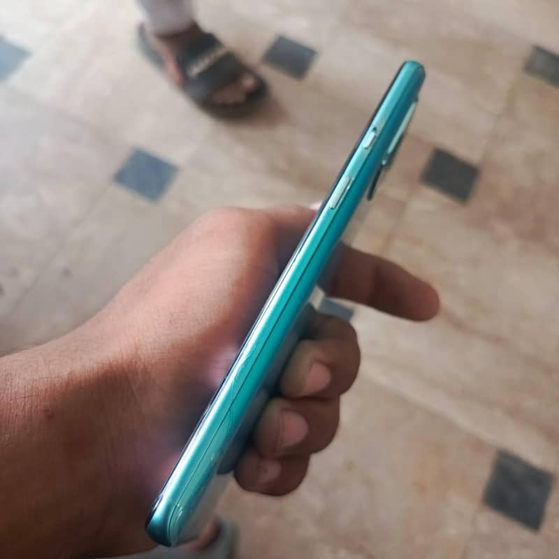 One Plus 8t 4