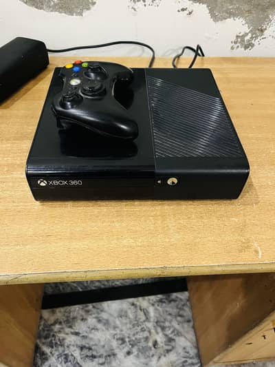 Xbox 360 e