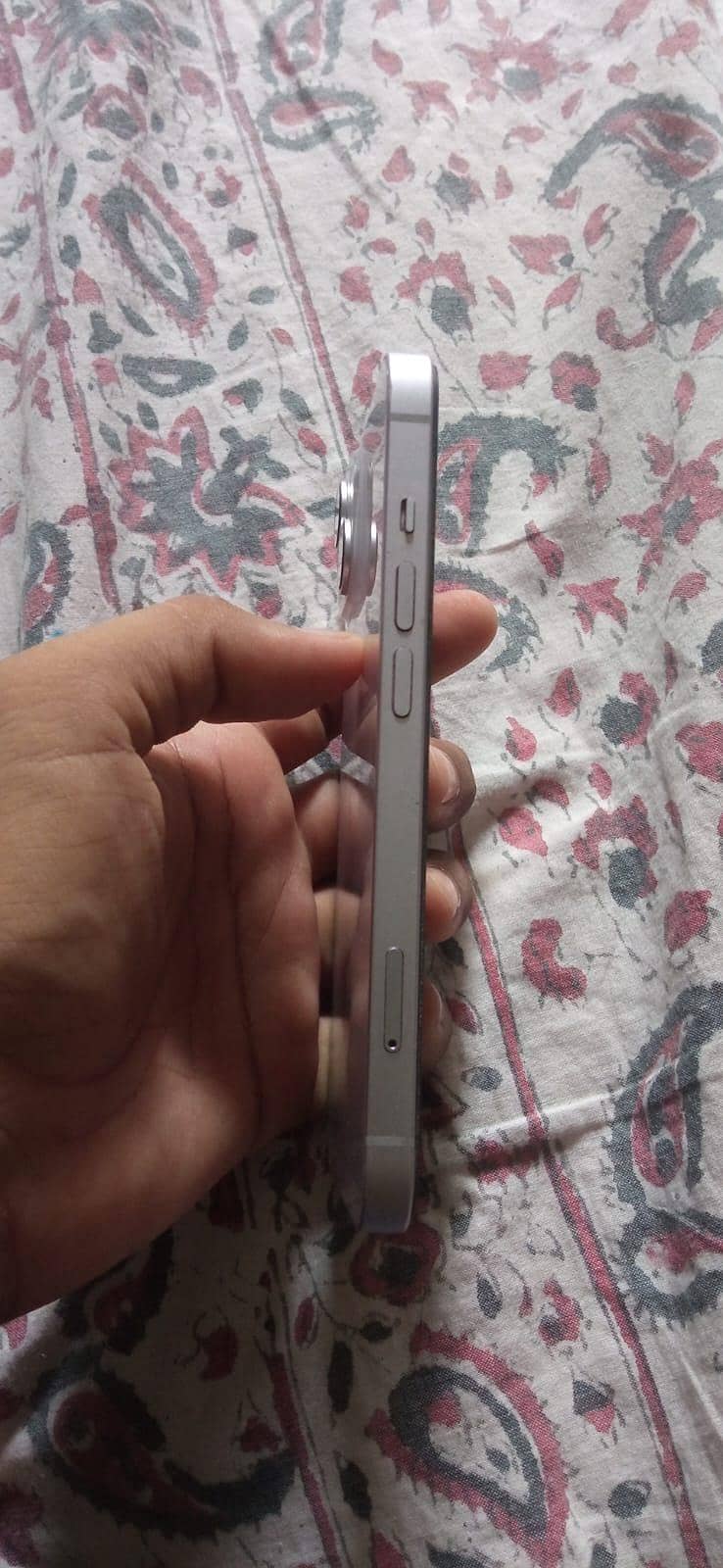 Apple iPhone 14 2