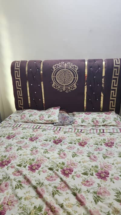 Bed & wardrobe for sale due to space issue
