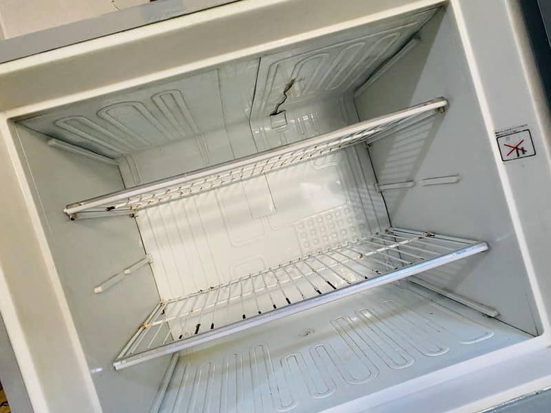Refrigerator 4