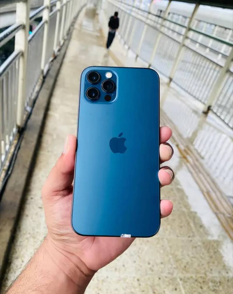 Apple iPhone 12 Pro 2
