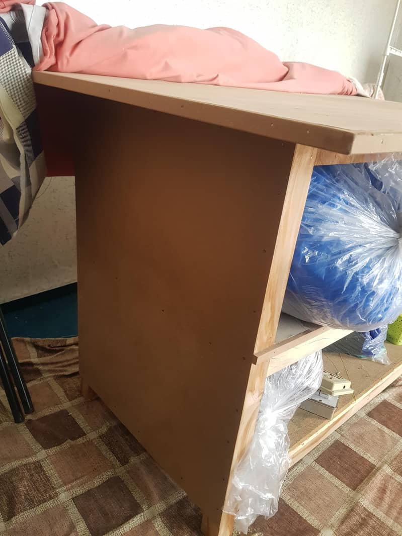 Cutting and press table semi solid 0