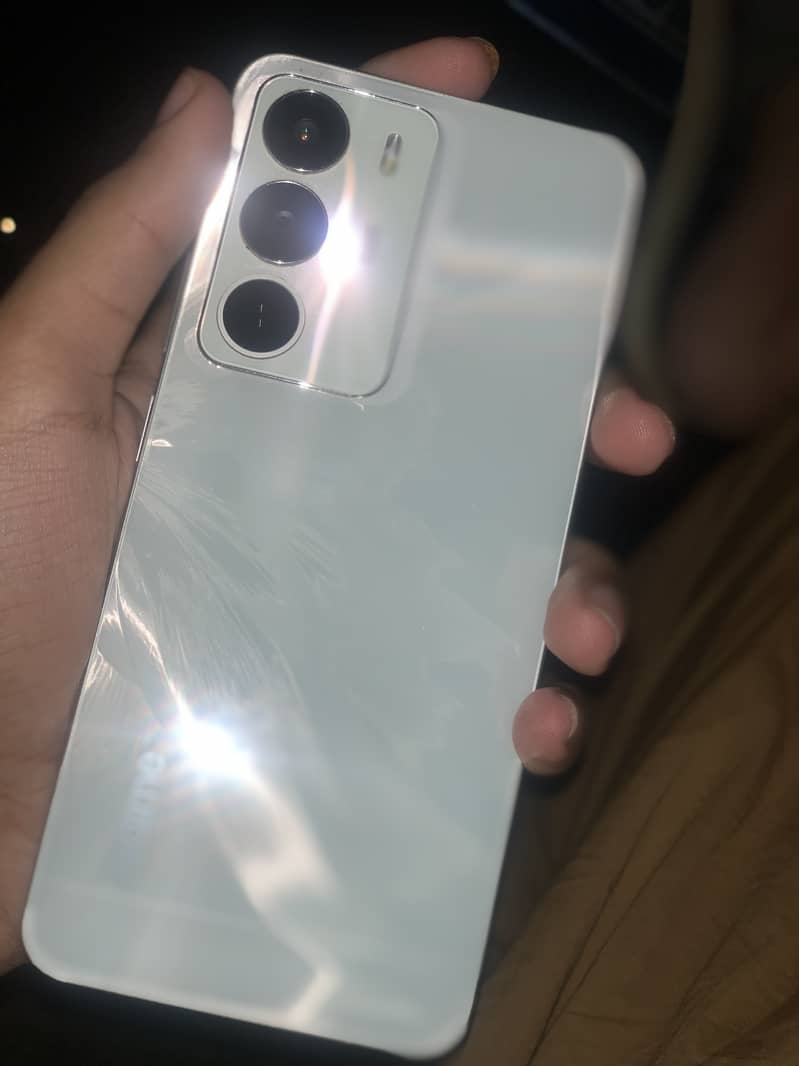 Realme C71 8