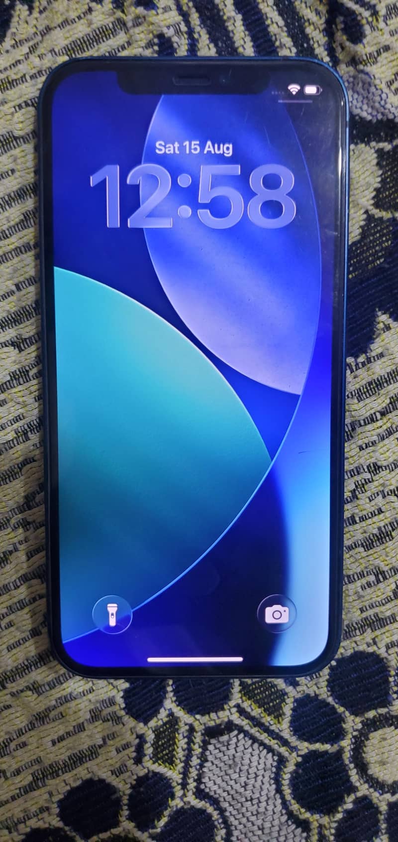 Apple iPhone 12 1