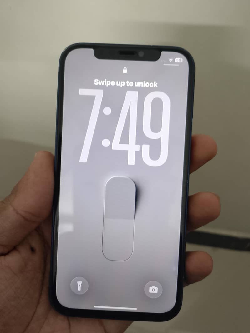 Apple iPhone 12 1