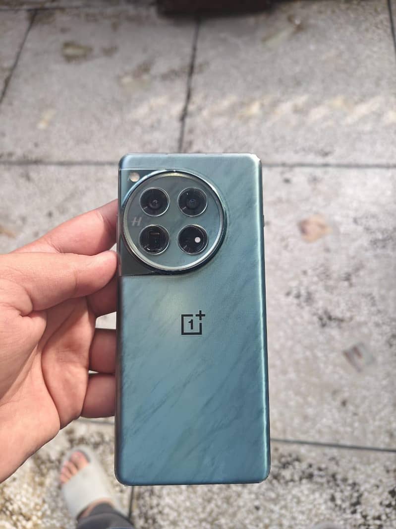 One Plus 12 0