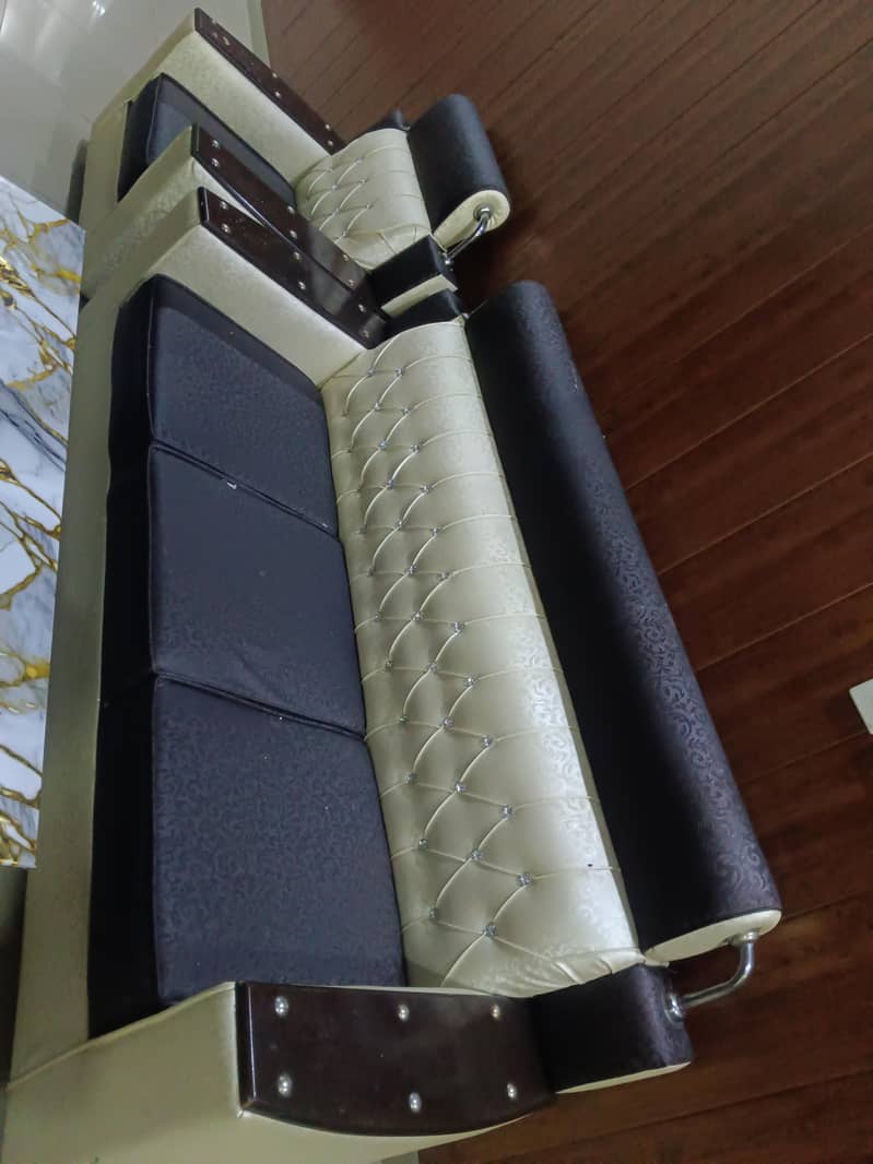 6 seater sofa 1
