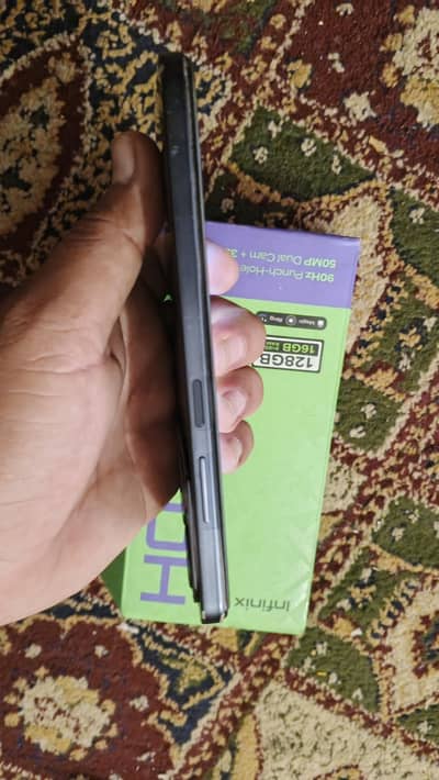 Infinix Hot 40
