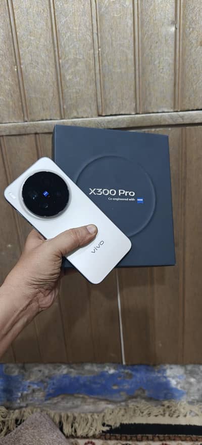 vivo x300 pro PTA 16.512