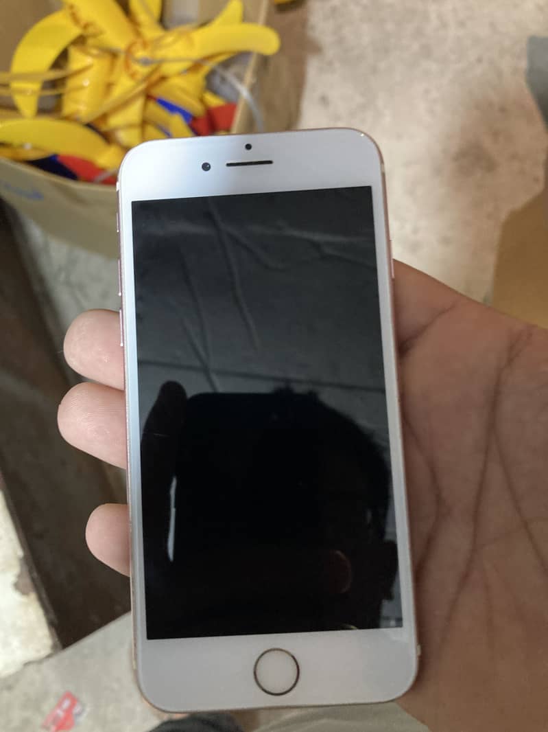 Apple iPhone 7 5