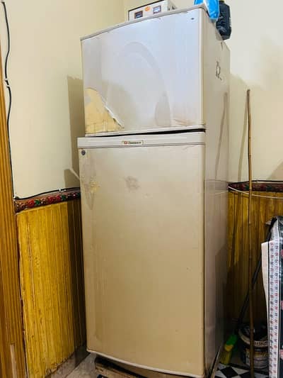 Dawlance Refrigerator – Urgent Sale