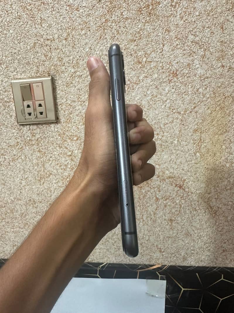 Apple iPhone 11 1
