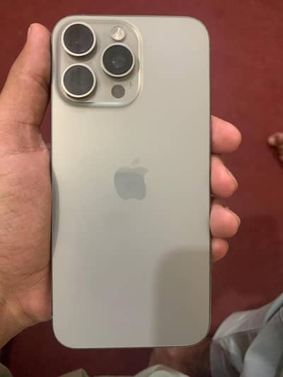 iPhone 15 Pro Max