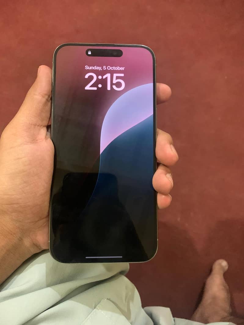 iPhone 15 Pro Max 1