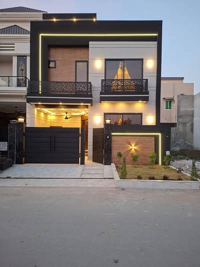 5 Marla Modern Beautiful House Available For Sale.