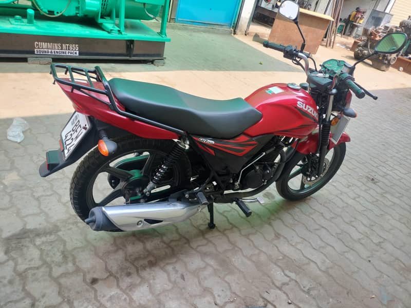 SUZUKI 3