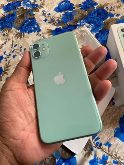 Apple iPhone 11 128 GB full box pta approved 03361194076