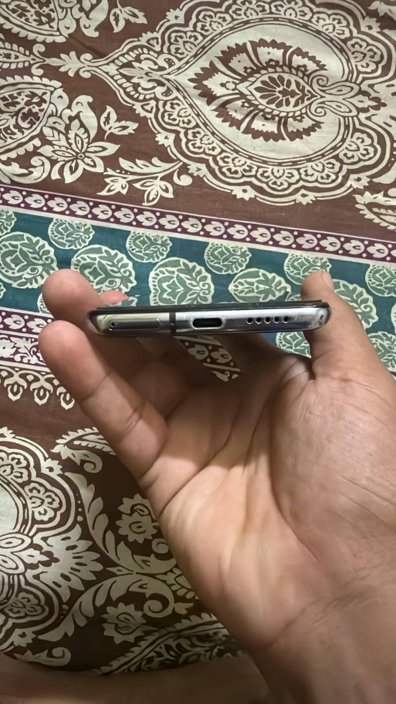 One Plus 7T 5