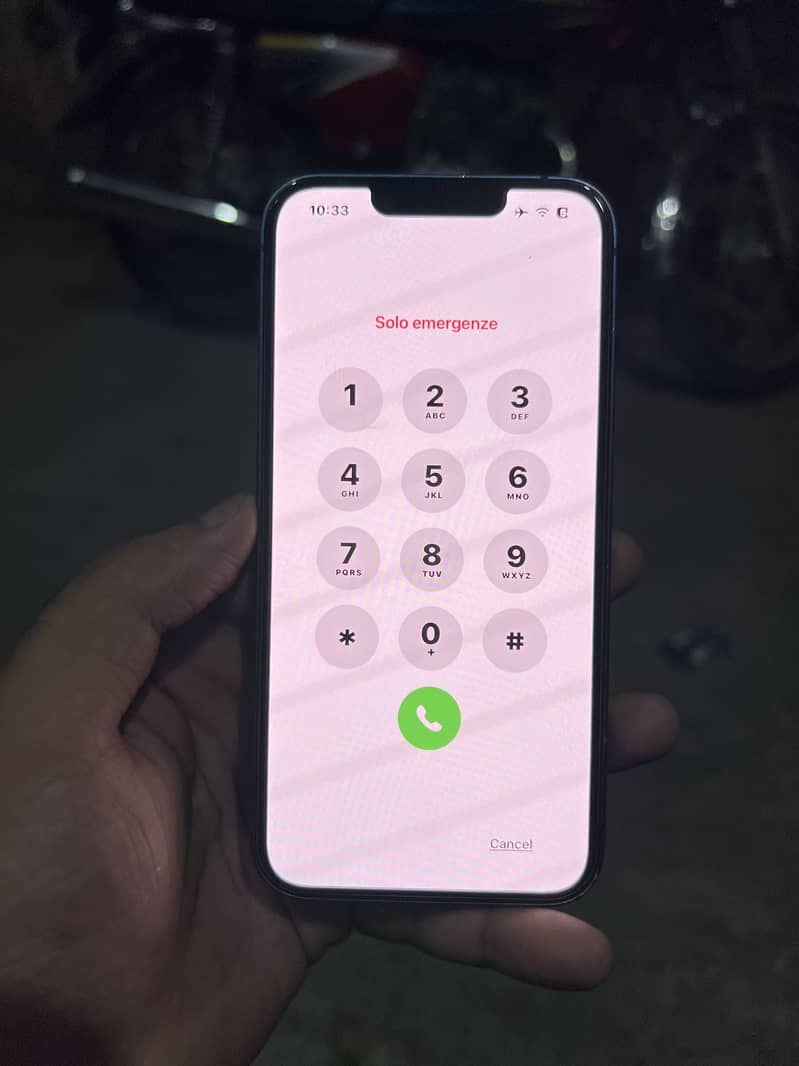 Apple iPhone 13 4