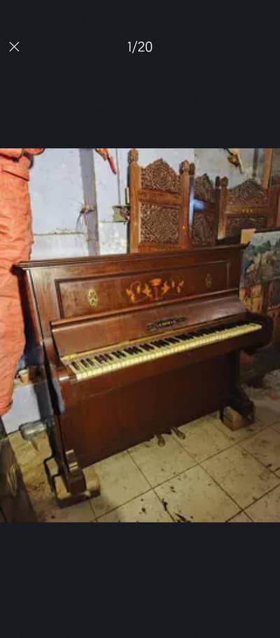 Upright Piano Grand piano antique working