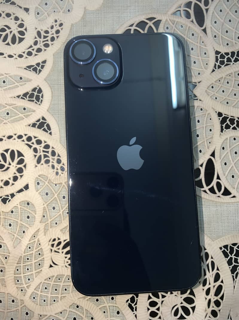 Apple iPhone 13 0