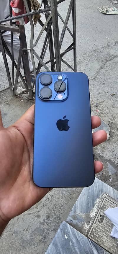 Apple iPhone 15 Pro Factory unlocked