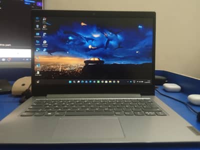 Lenovo IdeaPad 1 14IGL05 in excellent condition.