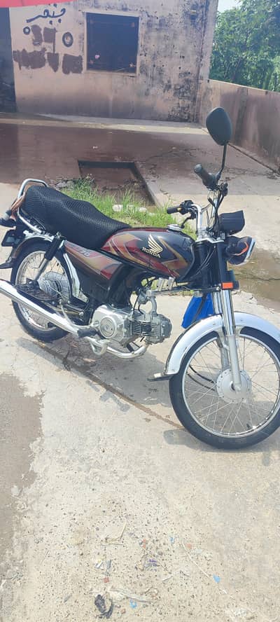 Only Exchange Honda 125 WhatsApp 03155585181