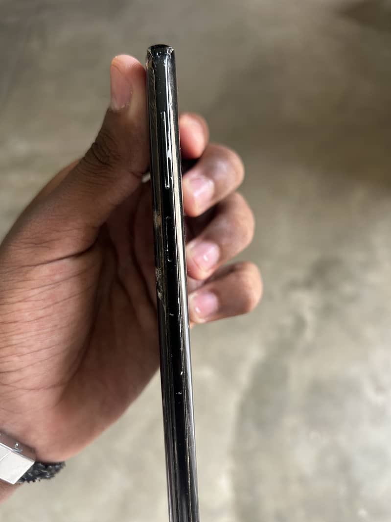 Apple iPhone 14 3
