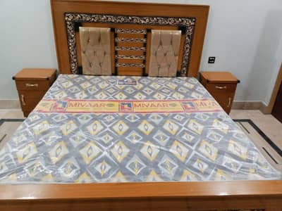 King Size Bed Set with Side Tables, Mattress and Dressing Table